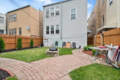 3404 North Tripp Avenue Chicago IL 60641