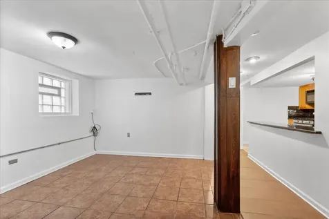 3404 North Tripp Avenue Chicago IL 60641