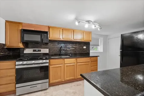 3404 North Tripp Avenue Chicago IL 60641