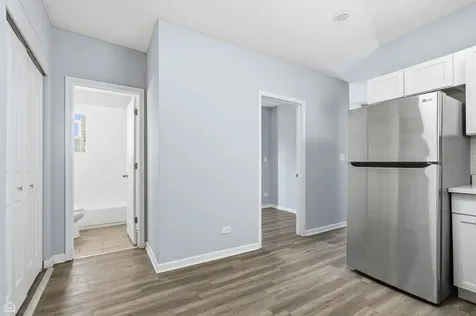16 East 118th Place Chicago IL 60628