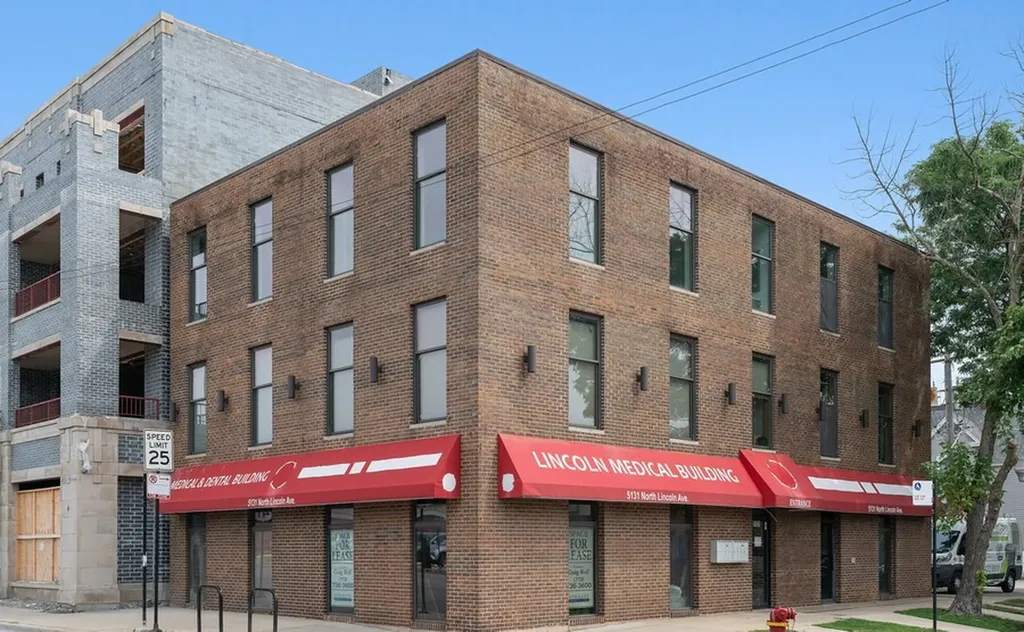 5131 North Lincoln Avenue Chicago IL 60625
