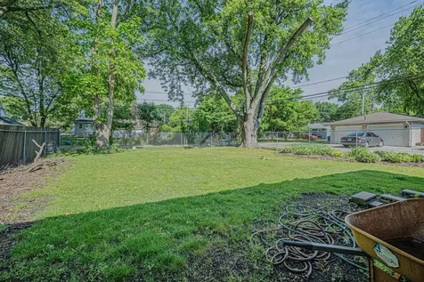 3212 Elisha Avenue Zion IL 60099