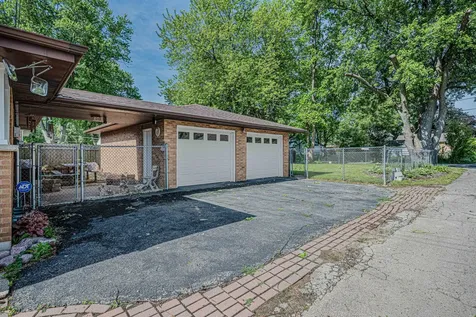 3212 Elisha Avenue Zion IL 60099