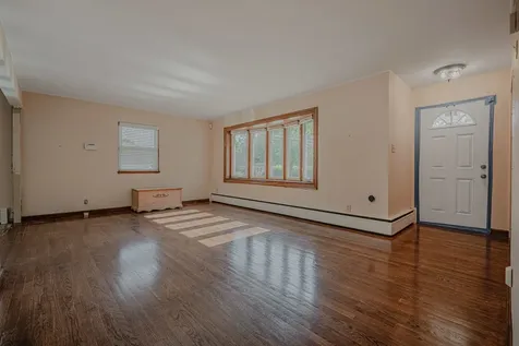 3212 Elisha Avenue Zion IL 60099