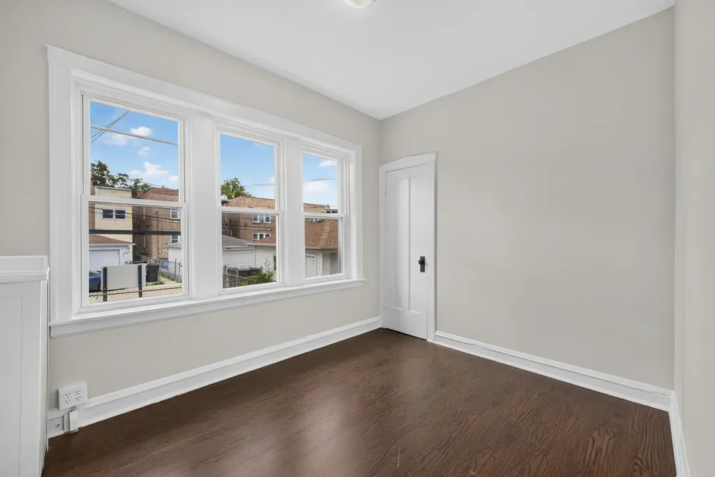 4826 Wright Terrace Skokie IL 60077