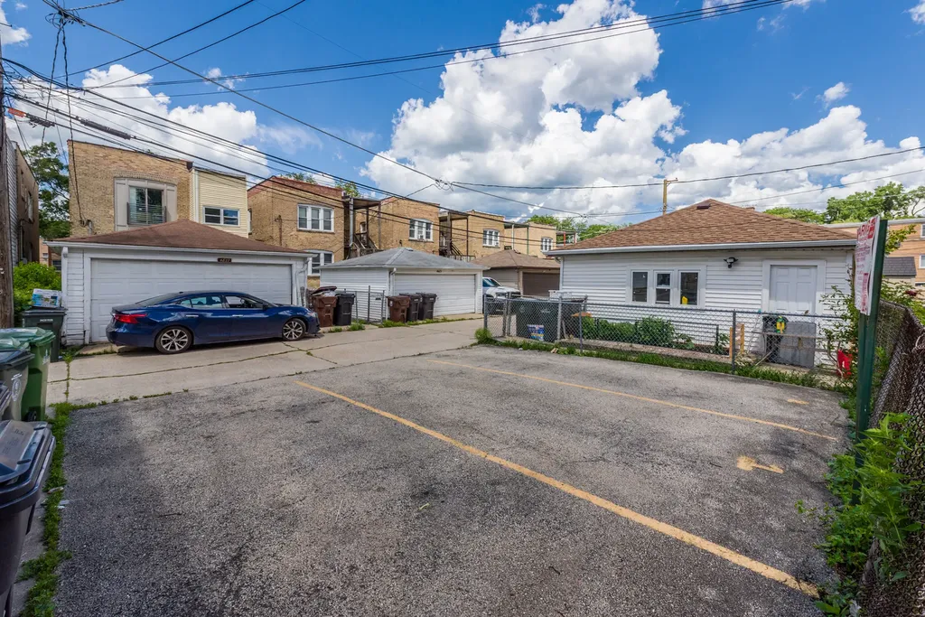 4826 Wright Terrace Skokie IL 60077