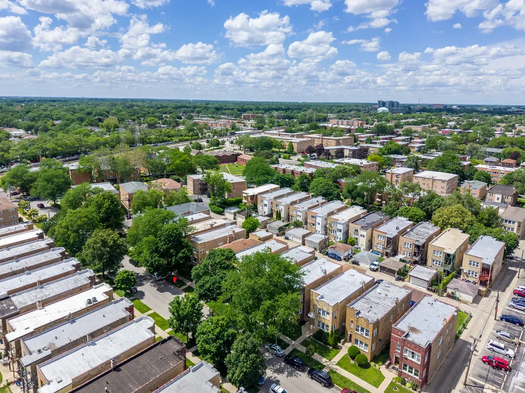 4826 Wright Terrace Skokie IL 60077