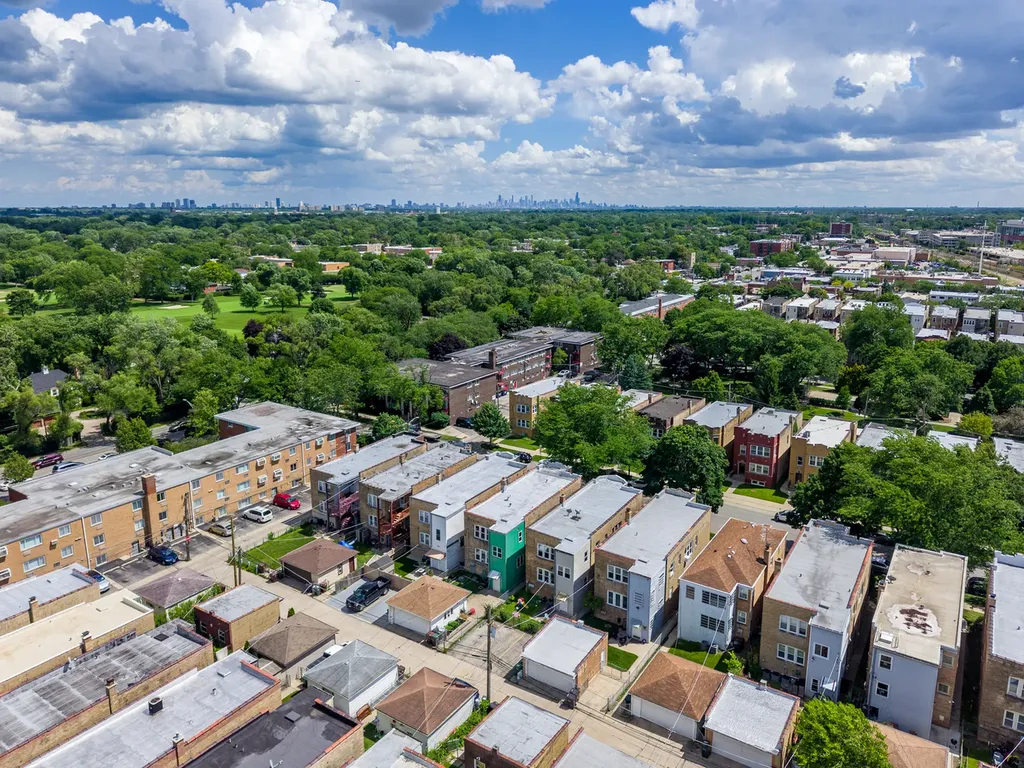 4826 Wright Terrace Skokie IL 60077