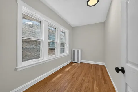 4826 Wright Terrace Skokie IL 60077