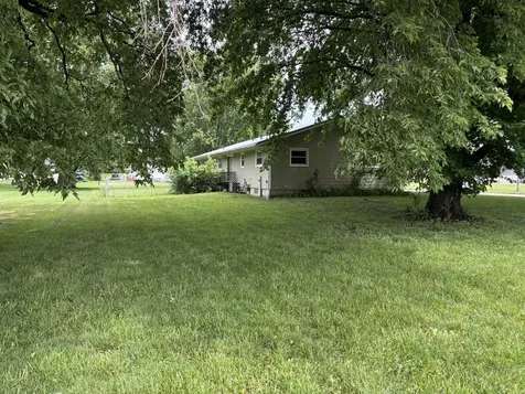 301 South 2nd Street Walnut IL 61376
