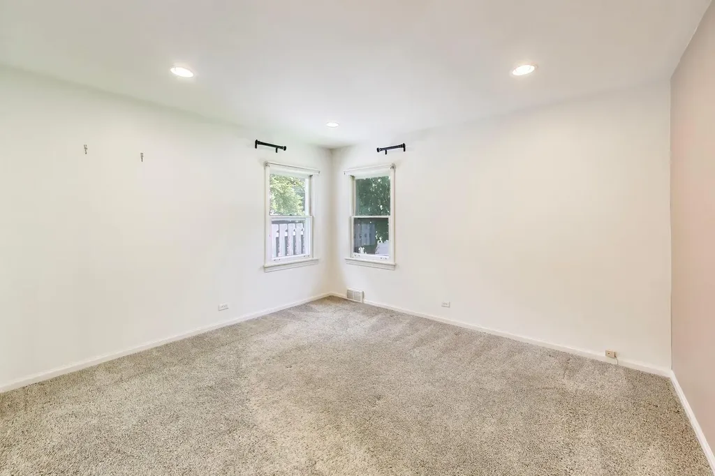 1010 Lyford Lane Wheaton IL 60189
