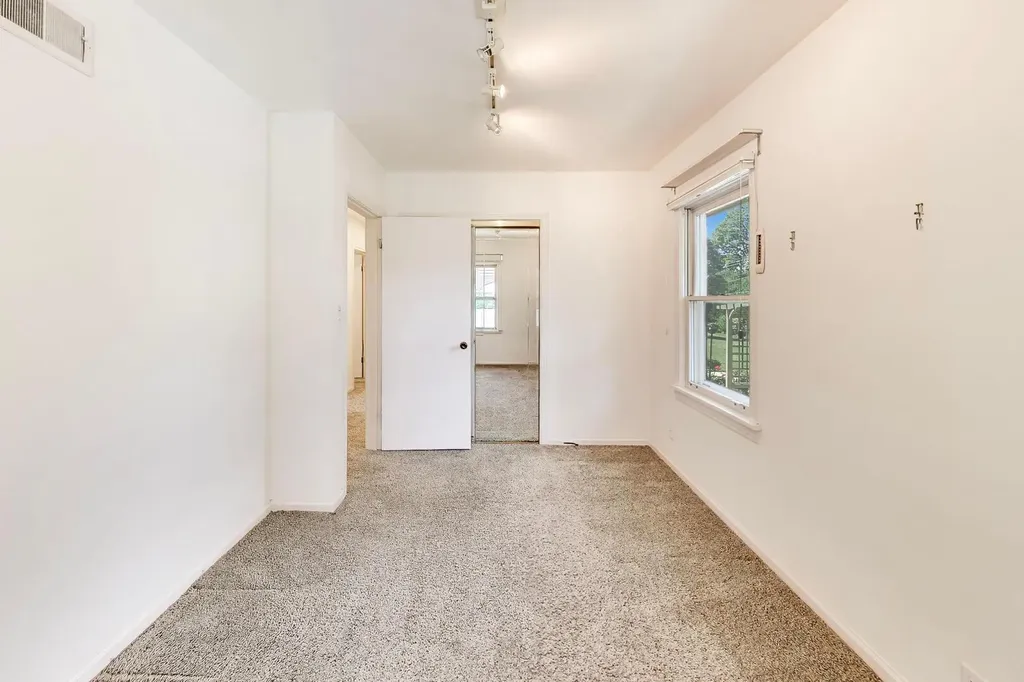 1010 Lyford Lane Wheaton IL 60189