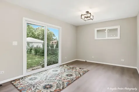 221 Sky Hill Road Wauconda IL 60084