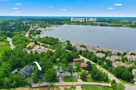 221 Sky Hill Road Wauconda IL 60084