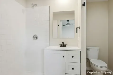 221 Sky Hill Road Wauconda IL 60084