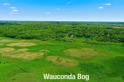 221 Sky Hill Road Wauconda IL 60084