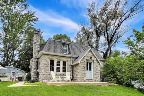 165 South Maple Street Palatine IL 60067