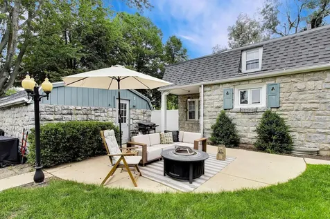165 South Maple Street Palatine IL 60067