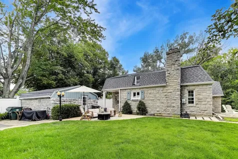 165 South Maple Street Palatine IL 60067