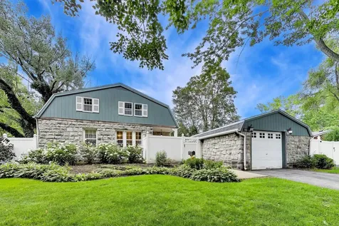 165 South Maple Street Palatine IL 60067