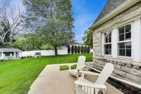 165 South Maple Street Palatine IL 60067