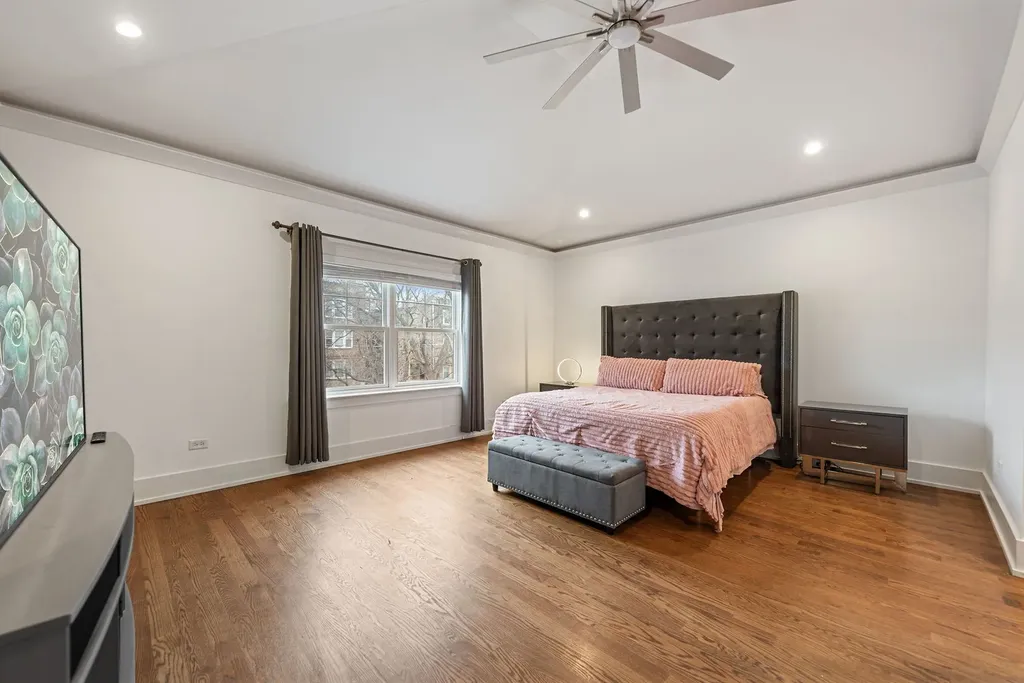 4223 South Wabash Avenue Chicago IL 60653