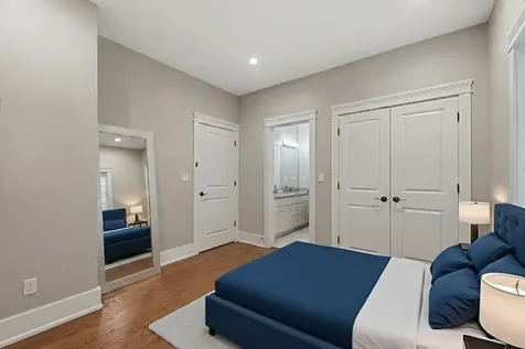 4223 South Wabash Avenue Chicago IL 60653