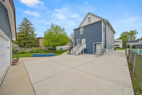 4029 Amelia Avenue Lyons IL 60534