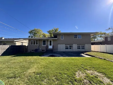 19252 Oakwood Avenue Lansing IL 60438