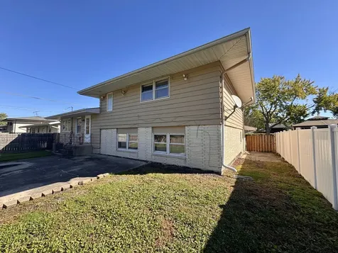19252 Oakwood Avenue Lansing IL 60438