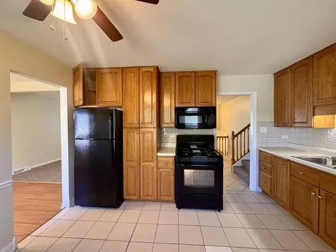 19252 Oakwood Avenue Lansing IL 60438
