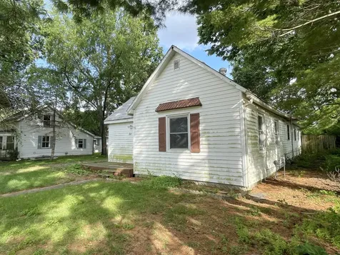 311 West Church Street Sadorus IL 61872