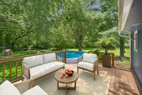 119 London Road Poplar Grove IL 61065