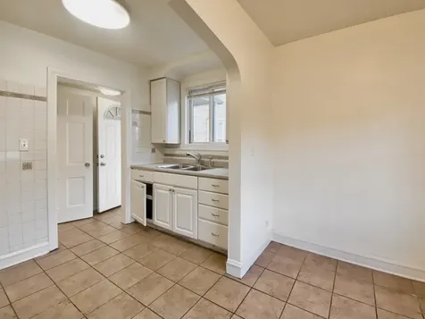 18034 Ridgewood Avenue Lansing IL 60438