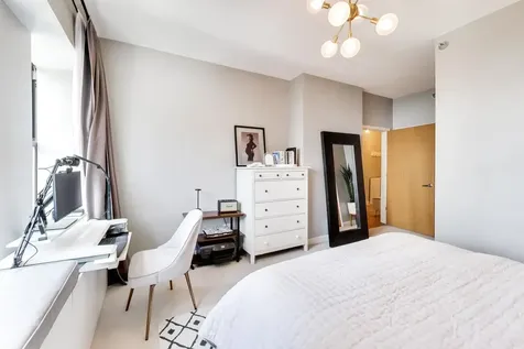 41 East 8th Street Chicago IL 60605