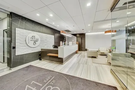 41 East 8th Street Chicago IL 60605