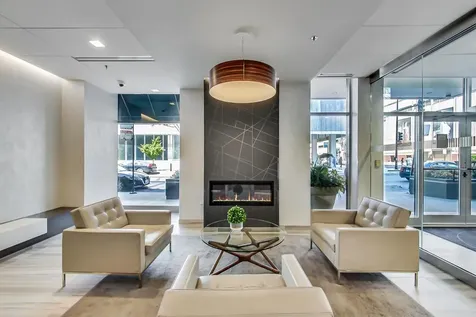 41 East 8th Street Chicago IL 60605