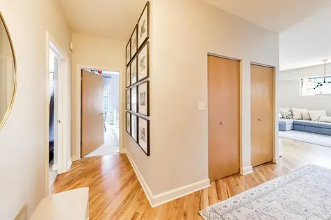 41 East 8th Street Chicago IL 60605