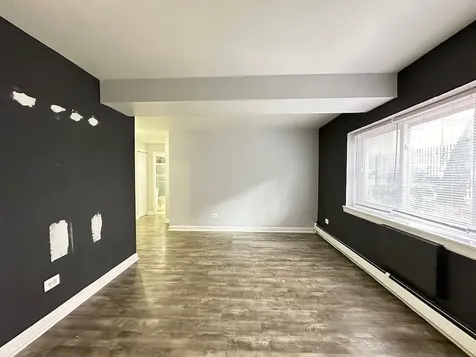 1040 West Hollywood Avenue Chicago IL 60660