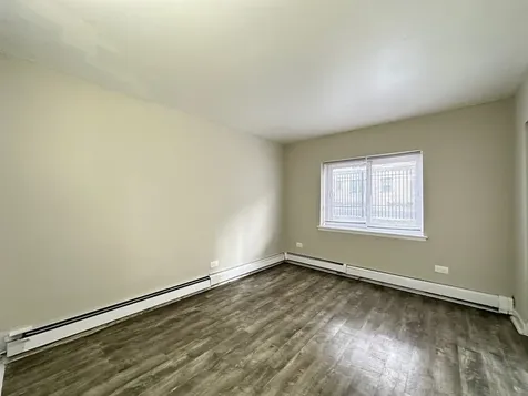 1040 West Hollywood Avenue Chicago IL 60660
