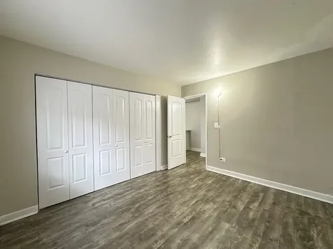 1040 West Hollywood Avenue Chicago IL 60660