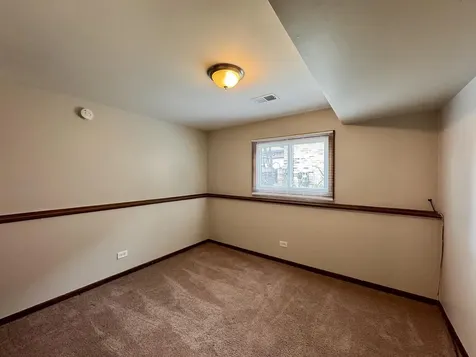 17945 Maple Street Lansing IL 60438