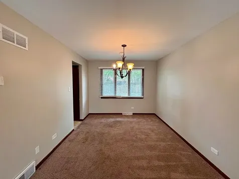 17945 Maple Street Lansing IL 60438