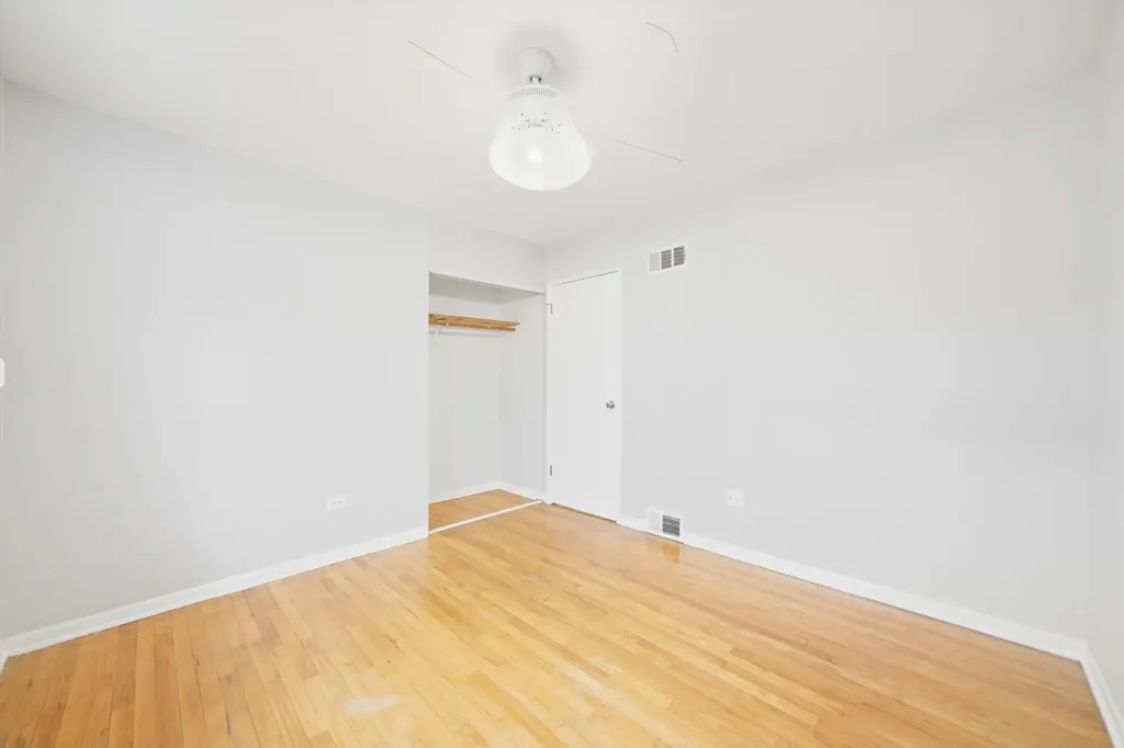 1014 West 109th Place Chicago IL 60643