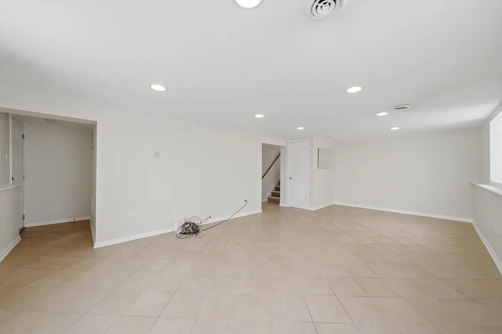 1014 West 109th Place Chicago IL 60643