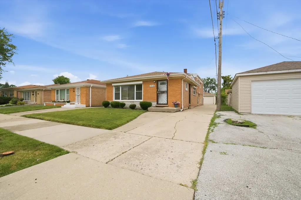 1014 West 109th Place Chicago IL 60643