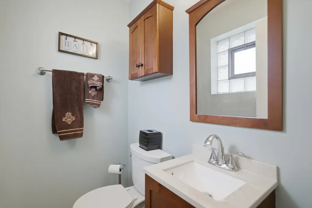 1014 West 109th Place Chicago IL 60643