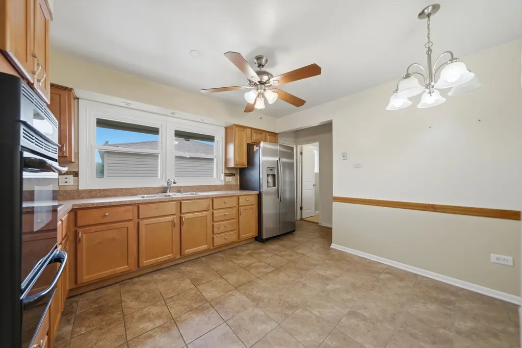 1014 West 109th Place Chicago IL 60643