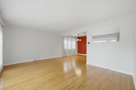 1014 West 109th Place Chicago IL 60643