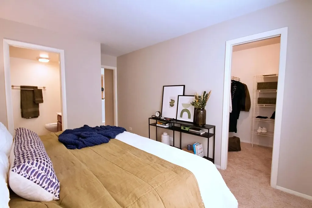 4137 Landing Drive Aurora IL 60504
